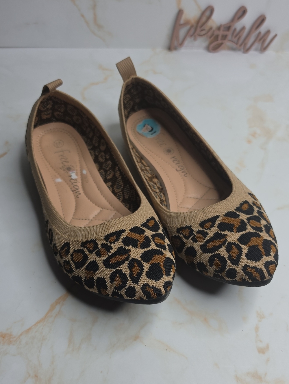 Leopard Print Slip-On Ballet Flats in Tan Size 6
